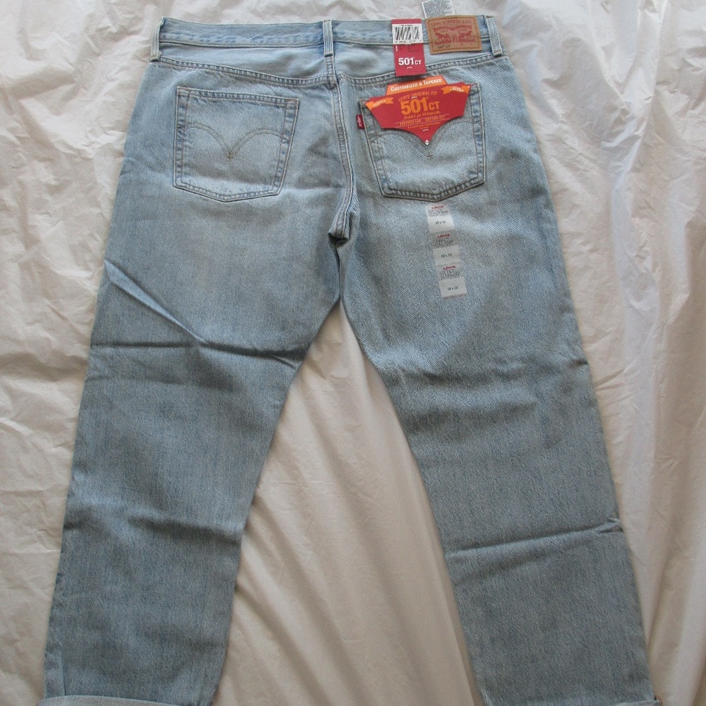 Levi's 501 Cropped Tapered Leg Medium 178040042